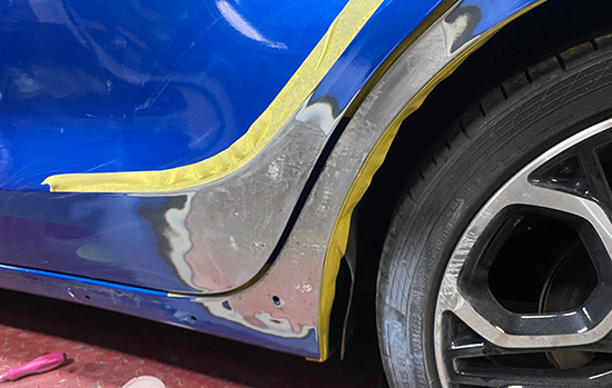 スイフトスポーツのサイド修理事例